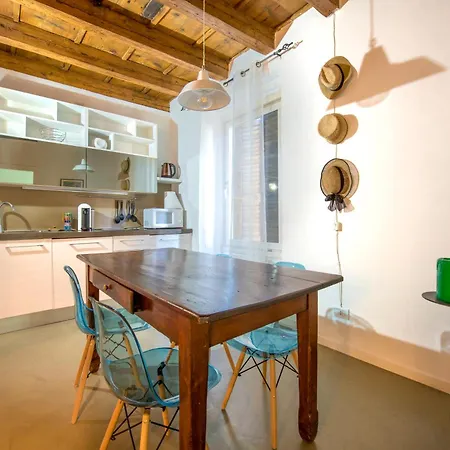 Navihouse Central With Wifi Apartamento Verona